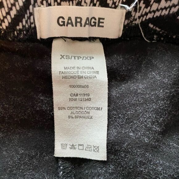 Garage Size XS Aztec Print Leggings - Picture 3 of 3